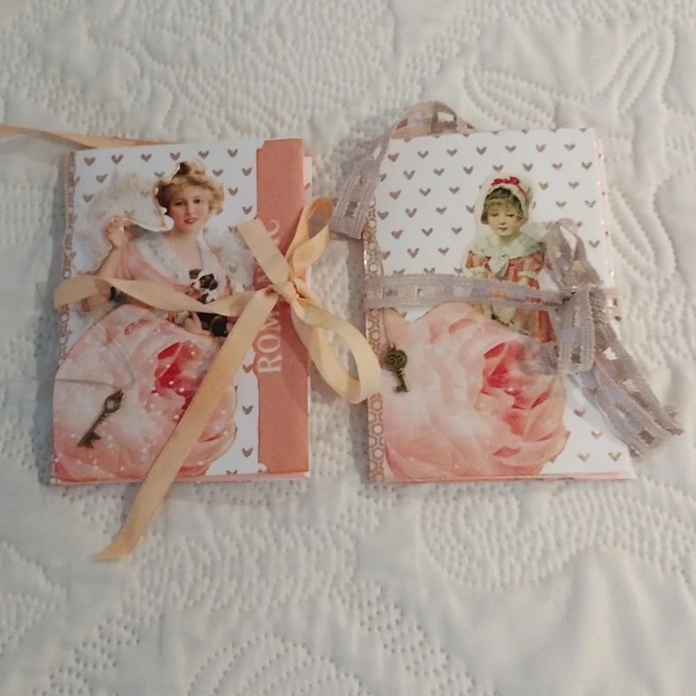 ⚜️ Set of 2 Mini Notepads